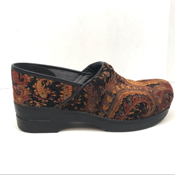 vegan clogs dansko
